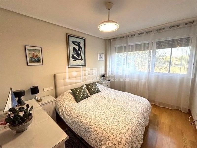 Foto 2c846332-4427-42e5-949d-1dd536341fa7. Flat with heating parking pool in Yebes - valdeluz Yebes