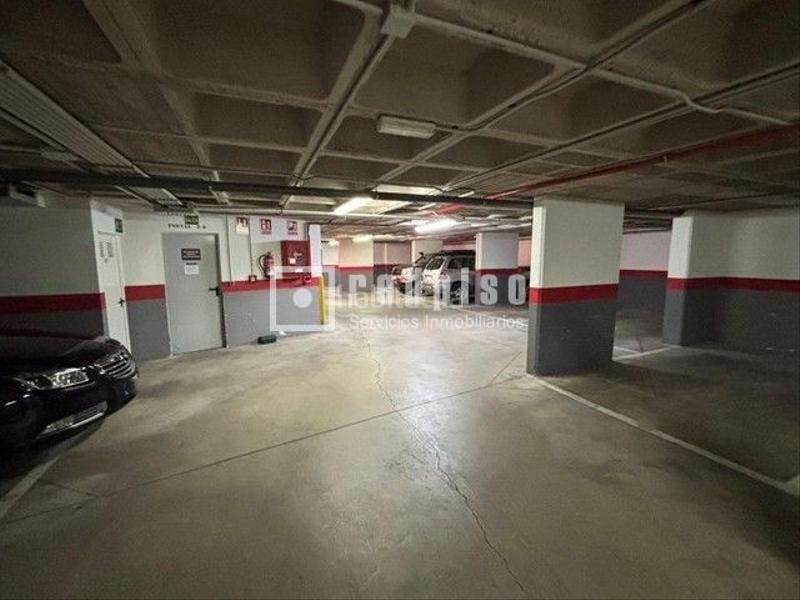 Foto 62f33290-8798-438c-bb15-a97f4a92e3de. Flat with heating parking pool in Yebes - valdeluz Yebes