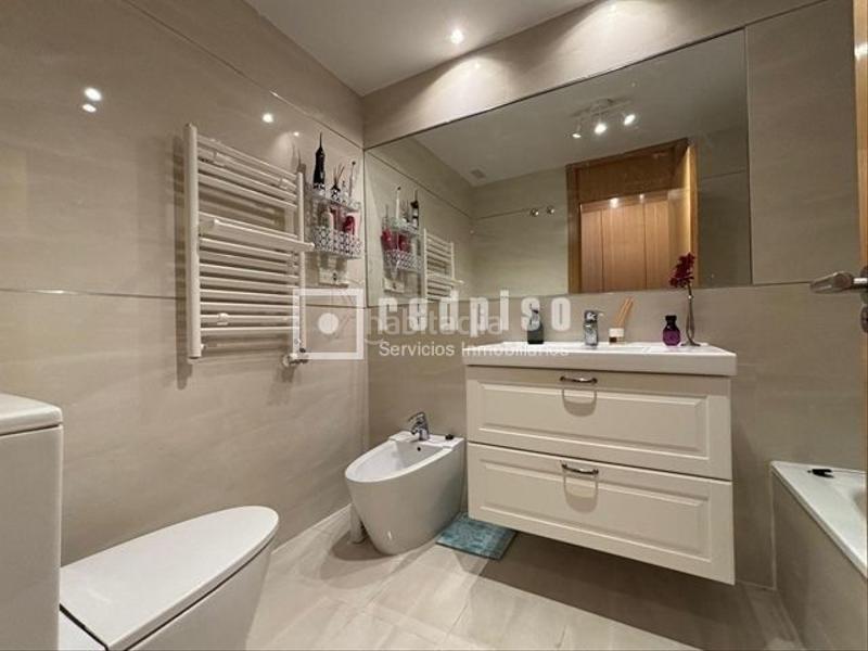 Foto dc4fe26f-8326-460c-aa84-09f2855efc2e. Flat with heating parking pool in Yebes - valdeluz Yebes