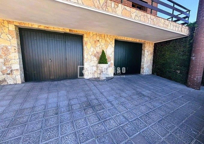 Foto 7c02f22d-a437-495f-97f7-da0b4b3703bd. Casa amb calefacció aparcament a El Clavín-Valdeluz Guadalajara