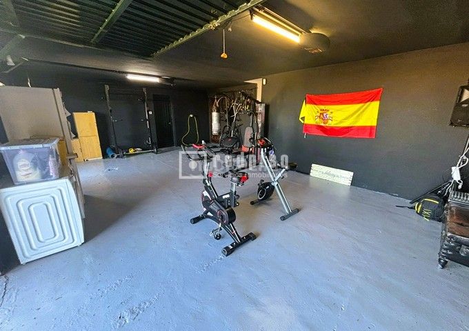 Foto 8a94190b-a6ae-46b9-bec0-bb86b2c0d77a. Casa amb calefacció aparcament a El Clavín-Valdeluz Guadalajara