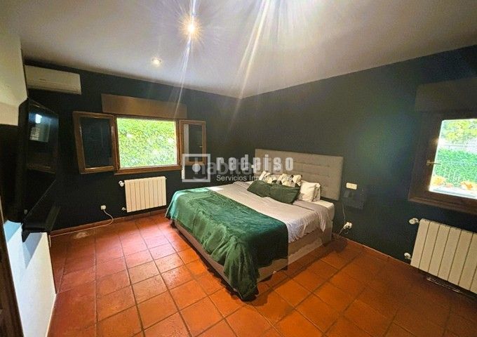 Foto 8de89d8f-bf89-47c3-8bda-4d978e4281d7. Casa amb calefacció aparcament a El Clavín-Valdeluz Guadalajara