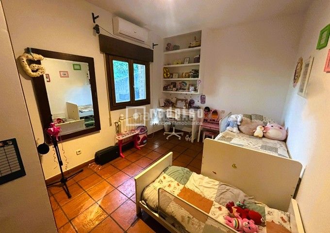 Foto c8b245e2-85cc-49dd-9b36-d3b2522f9520. Casa amb calefacció aparcament a El Clavín-Valdeluz Guadalajara