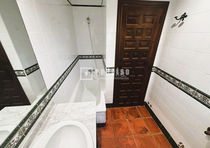 Foto cb005e7e-14bf-45a5-b1ce-d2149671e811. Casa amb calefacció aparcament a El Clavín-Valdeluz Guadalajara