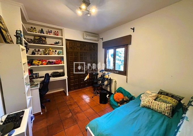 Foto f3164152-3323-410b-aa36-5c37de455d43. Casa amb calefacció aparcament a El Clavín-Valdeluz Guadalajara