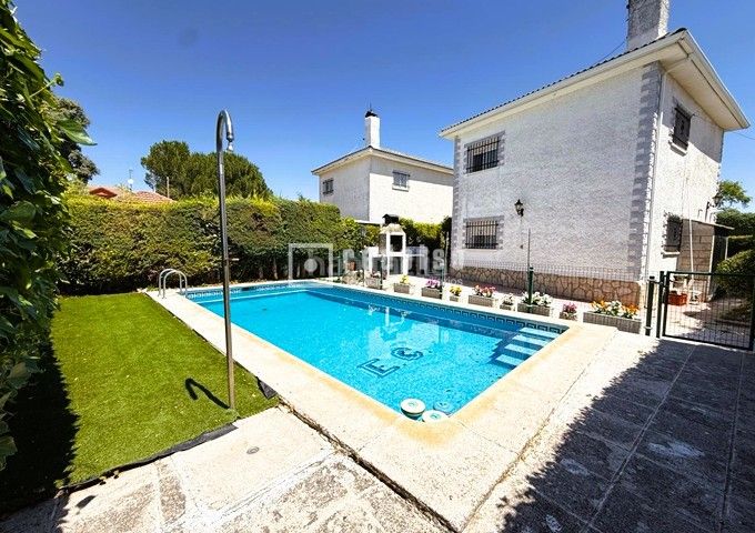 Foto cc4b26d0-d52f-44c3-9f3b-78fb028f3370. Casa amb calefacció aparcament piscina a Trijueque