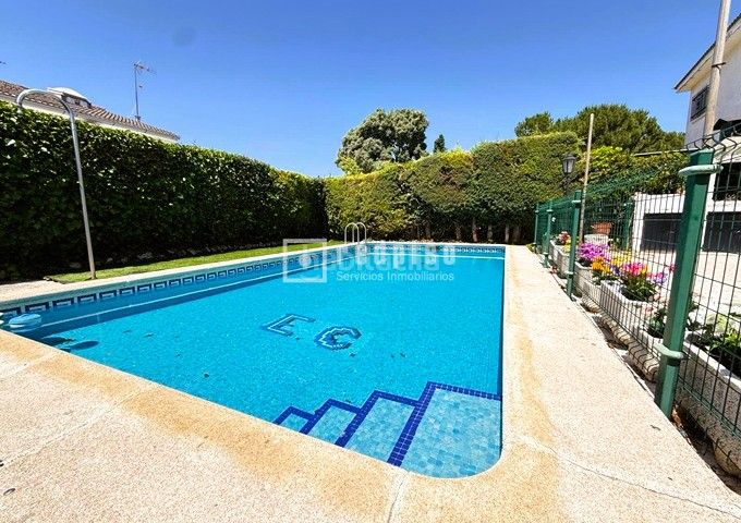 Foto 47bff4c5-ac44-4651-8e2b-a78586755bd8. Casa amb calefacció aparcament piscina a Trijueque