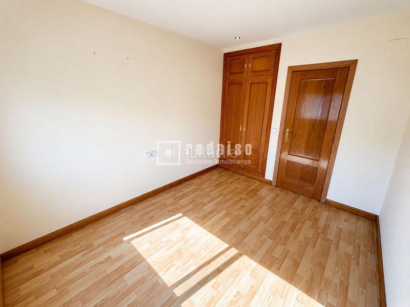 Foto 4f791440-e24a-431c-a7d0-739595751f92. Xalet amb calefacció piscina a Yebes - pueblo Yebes