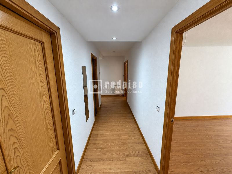 Foto 02532983-fc08-4712-90af-3fb09b7b11c1. Location appartement avec chauffage piscine dans Las Lomas-Salinera-La Muñeca Guadalajara