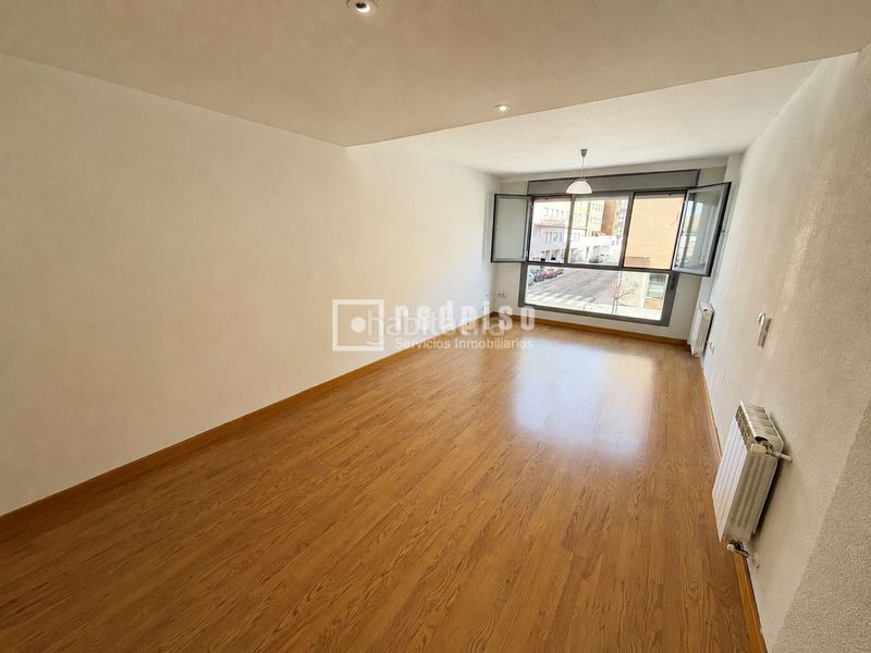 Foto 593df0c9-ef8d-402e-90fd-ad0cc760dd2e. Location appartement avec chauffage piscine dans Las Lomas-Salinera-La Muñeca Guadalajara