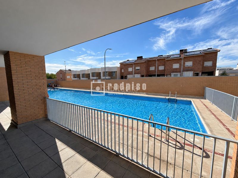 Foto 3067f79c-042c-470d-9e53-3295af35bfd8. Rent flat with heating pool in Las Lomas-Salinera-La Muñeca Guadalajara