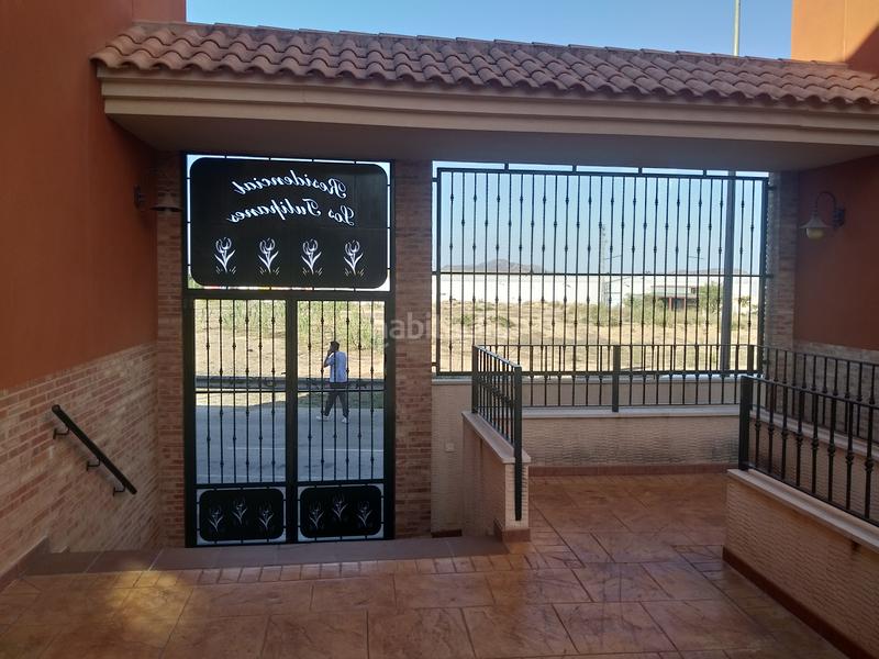 Foto 2dc7a50d-4ff4-452b-b0ec-f91a2ea7cd88. Casa tríplex - oportunidad de inversión en El Castillo Aspe