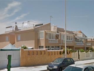 Casa adossada a Aguas Nuevas. Venta de piso en torrevieja