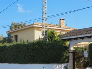 Xalet a Campello Pueblo. Chalet en el campello - oportunidad para inversores!!!