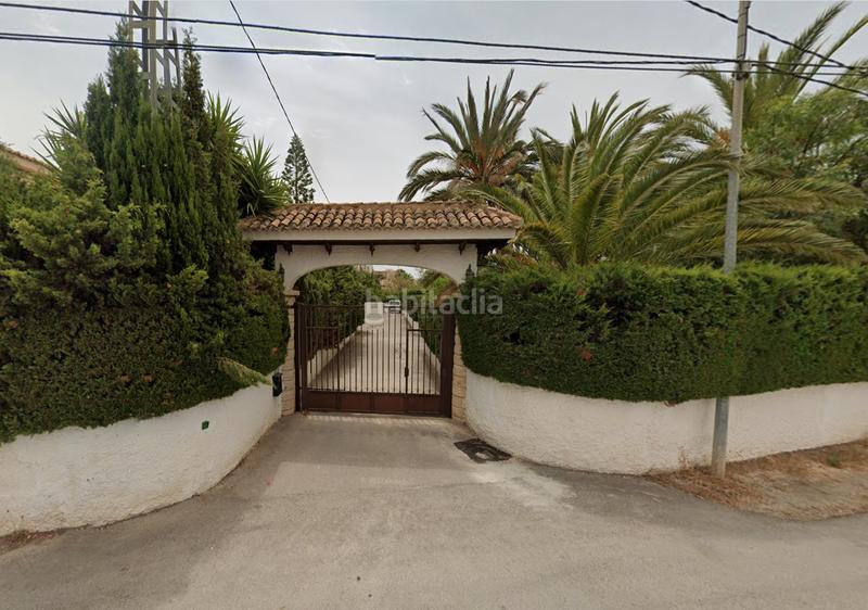 Foto d6e31a65-f5f0-4ee1-a58b-f42b32daa80b. Xalet amb aparcament a Campello Pueblo Campello (el)