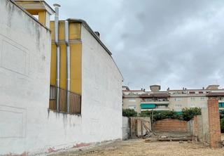 Wohngrundstück in Avenida alfonso vii 64. Solar avd. alfonso vii, 30. coria caceres