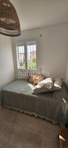 Foto c2e32e1c-623d-4233-84f5-afbd73c16449. Casa adosada en carrer illes medas 7 casa adosada en el port romà, a dos pasos de la playa en Creixell