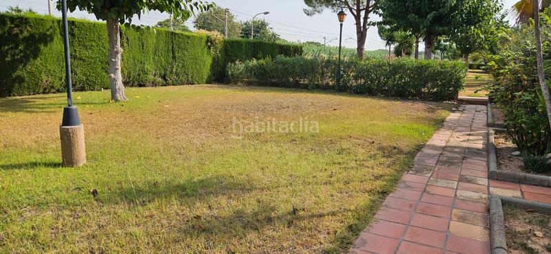Foto e6d8e0e4-accf-44e3-93bc-bcab8411dc3f. Casa adosada en carrer illes medas 7 casa adosada en el port romà, a dos pasos de la playa en Creixell