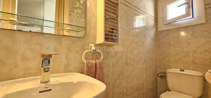 Foto 4f9562b6-636f-4e3e-9490-86bd5d7f6714. Casa adossada a Creixell