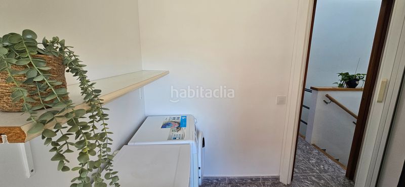Foto 91138bb7-43d7-4b0b-b1b5-65e81fd37653. Casa adossada a Creixell