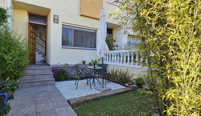 Foto eb2dff32-8140-40aa-94fe-af5c220be0ae. Casa adossada a Creixell