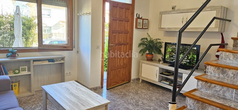 Foto f86674a0-04a3-4ddb-bc27-93765297b455. Casa adossada a Creixell