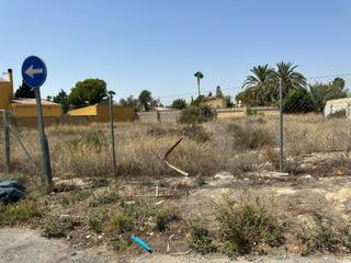 Terreno residencial en Los Girasoles. Se vende excelente parcela  urbana en los girasoles