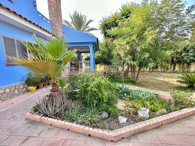 Foto 649f535f-2f6e-4a6e-b900-6190da143452. Casa amb calefacció piscina a Villamontes-Boqueres Sant Vicent del Raspeig