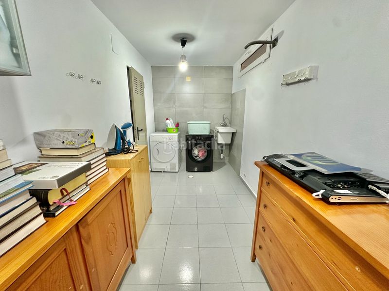 Foto 4ed40863-d089-475b-8729-f6e020cb51d9. Casa adossada amb calefacció aparcament piscina a Alicante