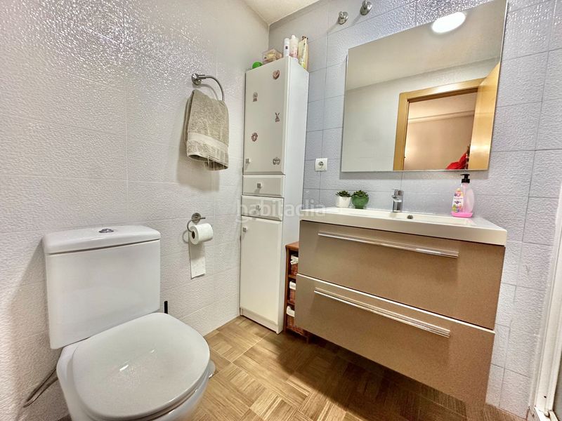 Foto a538767c-d05a-42f0-b5c7-b3c78d170d8c. Casa adossada amb calefacció aparcament piscina a Alicante
