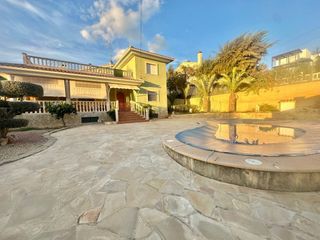 Casa a Los Girasoles. Se vende magnifico chalet en los girasoles