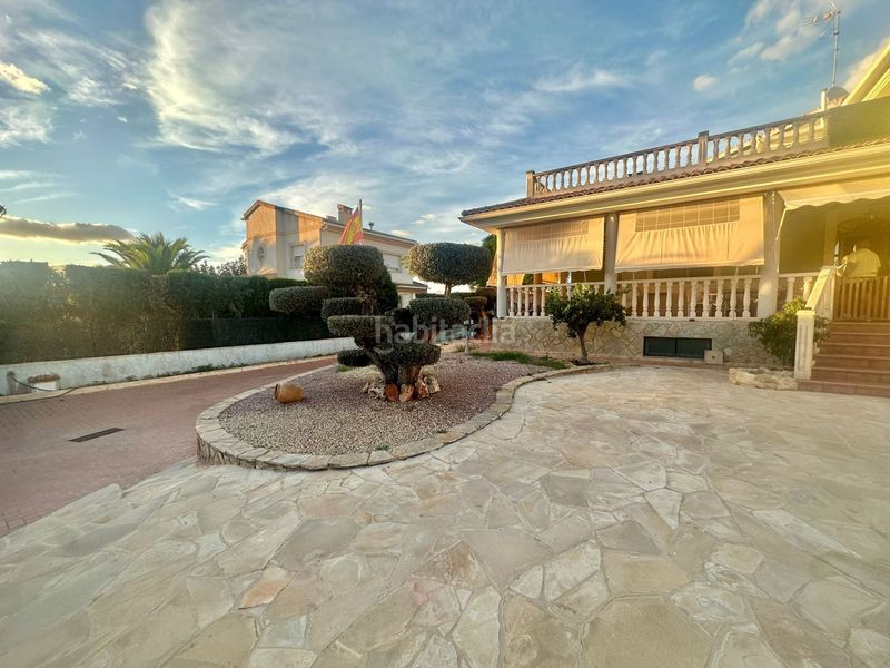 Foto b831e58e-54e4-4f3b-8ee7-185016504c5a. Casa amb calefacció piscina a Los Girasoles Sant Vicent del Raspeig