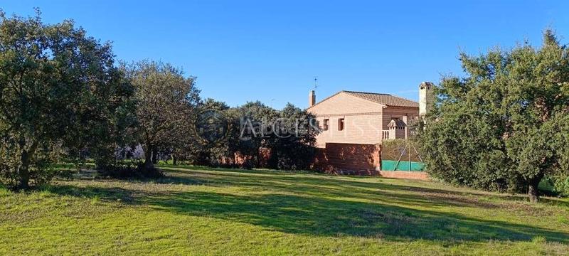 Foto 6f6b9626-5d83-43cf-b063-5c0cf583bf22. Terreny residencial a Méntrida