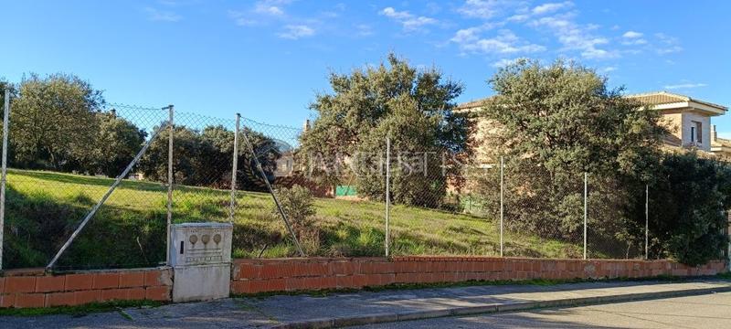 Foto e7d7ef87-8d30-493e-bdb2-cb7bec2a014d. Terreny residencial a Méntrida