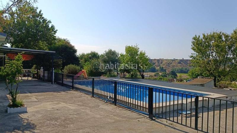 Foto 9236b73c-2ee5-403f-9180-428100a291b3. Xalet amb calefacció aparcament a Viso de San Juan (El)