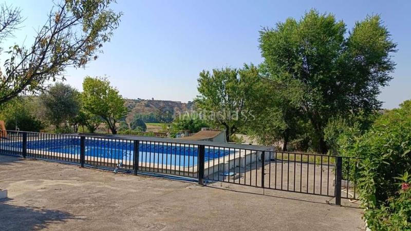 Foto c5b58039-269d-42cb-867f-67178c1e04f2. Xalet amb calefacció aparcament a Viso de San Juan (El)