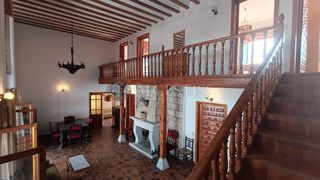 Casa en M�ntrida. Casa con encanto y car�cter �nico muy bien situada en el municip