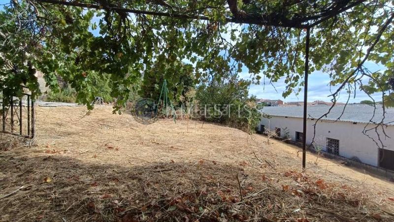 Foto 38cc8920-847a-44aa-b495-155bcd8d0c29. Nau industrial a Méntrida