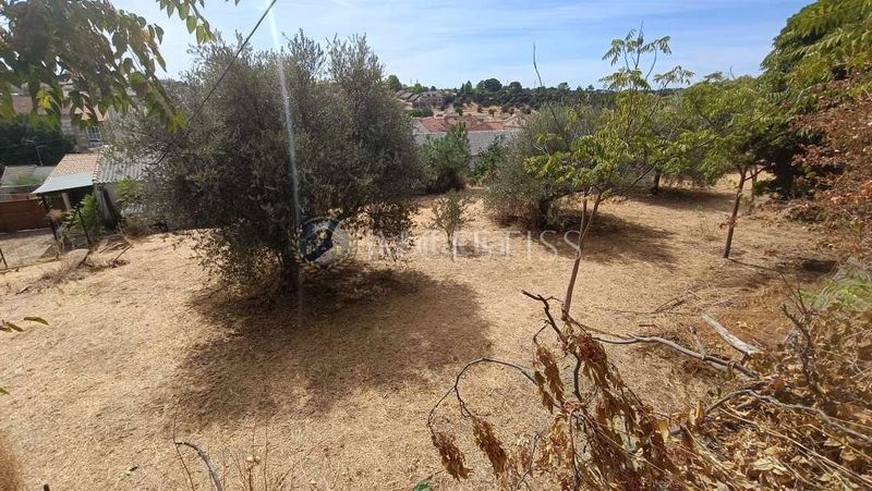 Foto 7a0d61af-f44b-4815-9081-ac369e63e529. Nau industrial a Méntrida