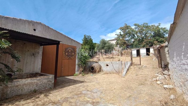 Foto 7dd8e708-43f7-4389-8155-dfcccf4a5278. Nau industrial a Méntrida