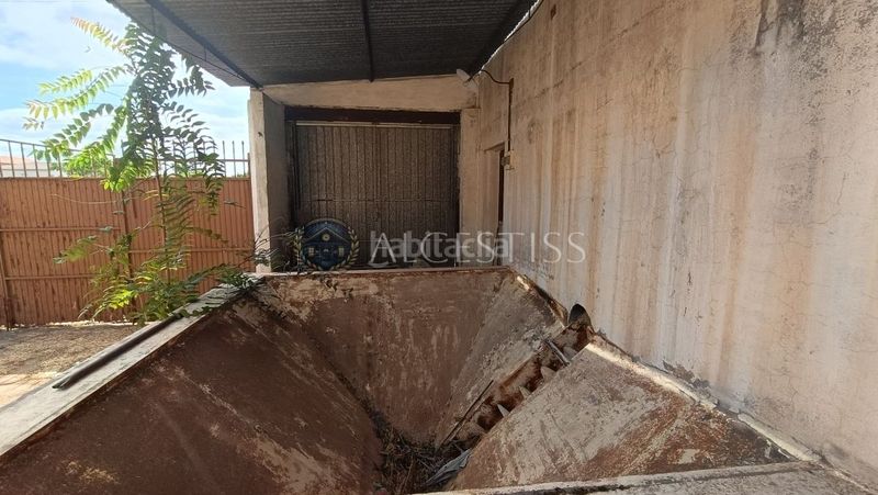 Foto a9ae9186-8f25-42d1-91ae-48ba4ccabe38. Nau industrial a Méntrida