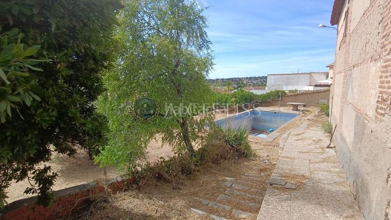 Foto fc51f378-59f9-436f-a0ed-4274da645be9. Nau industrial a Méntrida