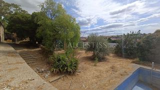 Nau industrial en M�ntrida. Gran nave industrial en el coraz�n de m�ntrida amplitud, luminos