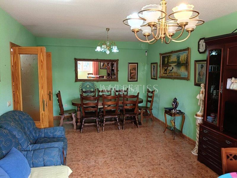 Foto 073dd91d-d2e8-4941-b24f-dec0105b34bf. Casa adossada amb calefacció aparcament a Méntrida
