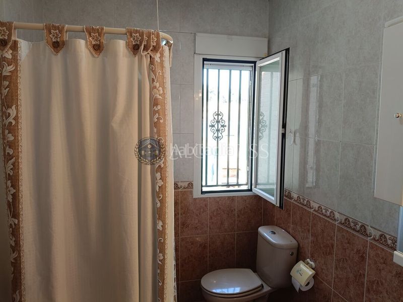 Foto 6108b9ca-d45b-4c20-aefd-532ce529cd27. Casa adossada amb calefacció aparcament a Méntrida