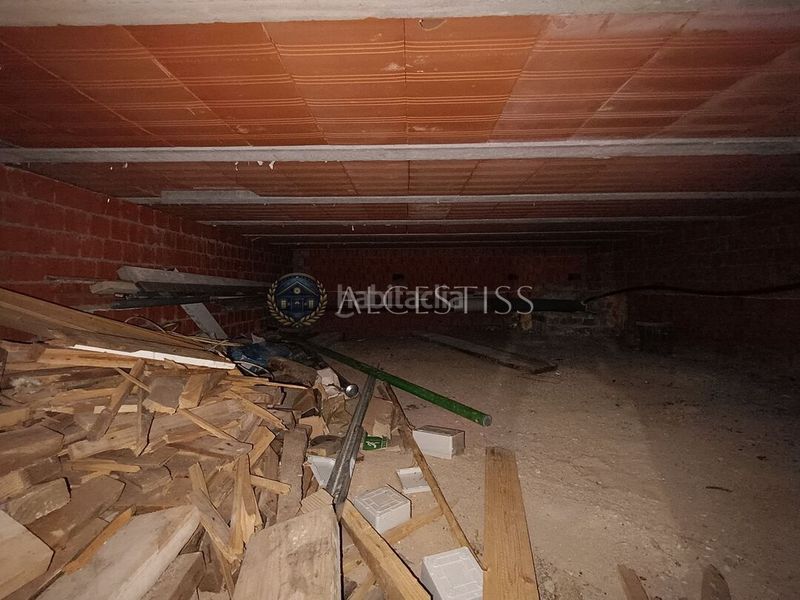 Foto 9063e83c-52d9-4df6-8e68-db5831c7c8cf. Casa adossada amb calefacció aparcament a Méntrida