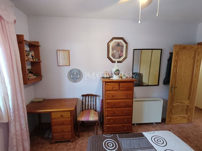 Foto a050fec2-3434-4191-ab08-074fbf4f2821. Casa adossada amb calefacció aparcament a Méntrida