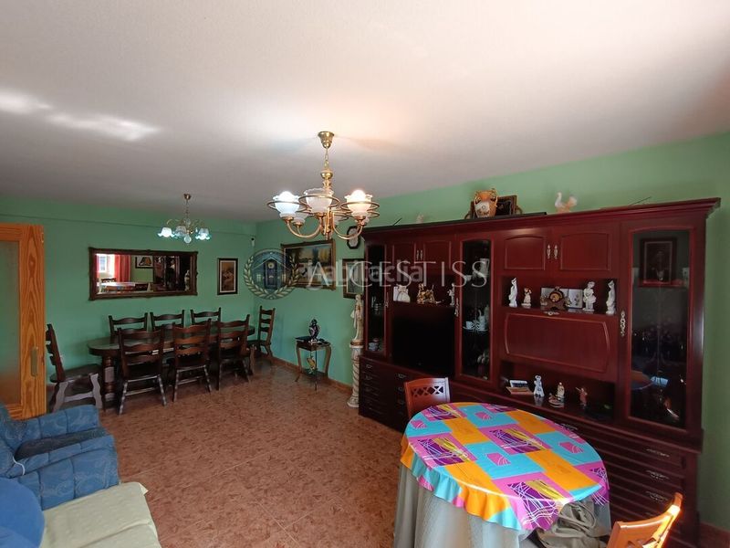 Foto a86ee05f-2b48-4da1-9dcc-c793793cfe8b. Casa adossada amb calefacció aparcament a Méntrida