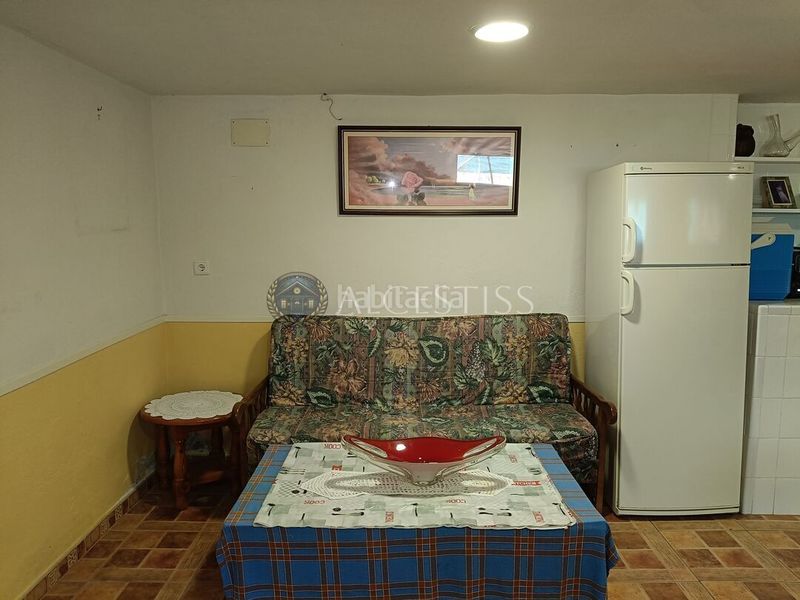 Foto b69a4ce6-5aa6-4711-a0fd-af5883e8f576. Casa adossada amb calefacció aparcament a Méntrida