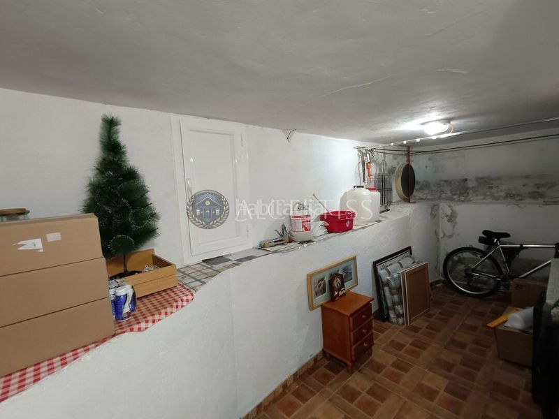 Foto bc137f3b-97dc-4bc3-aad1-9c5535391e29. Casa adossada amb calefacció aparcament a Méntrida